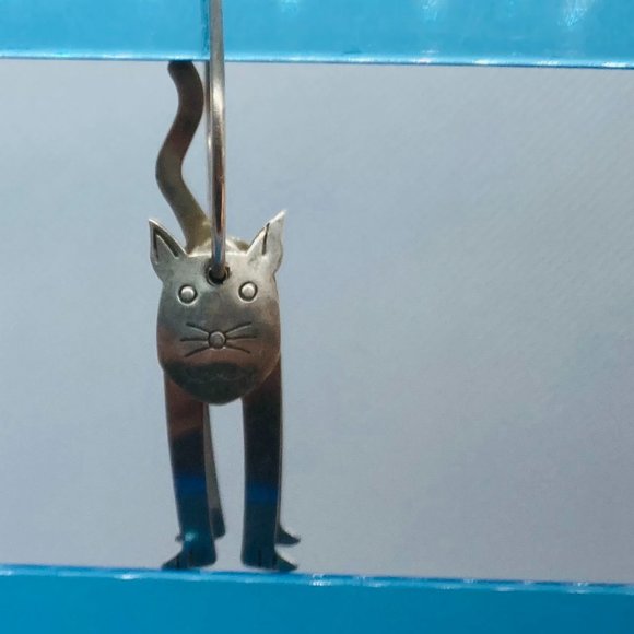 Sterling Kitten Cat Hoop Earrings 6g - Picture 9 of 10